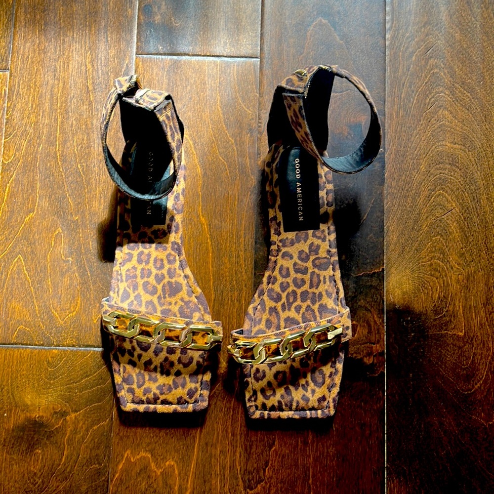 Good American Sandals